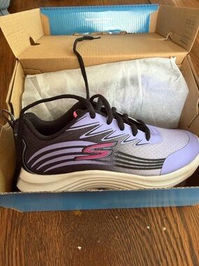 Skechers Purple, Black & Pink Sporty Walking Shoe